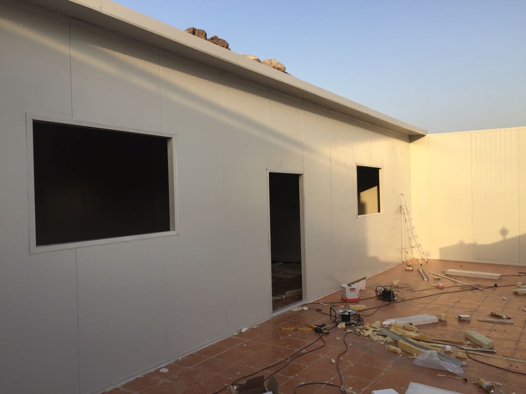 غرف ساندوتش بانل الرياض ت 0559688774 : الواح ساندوتش بانل الرياض